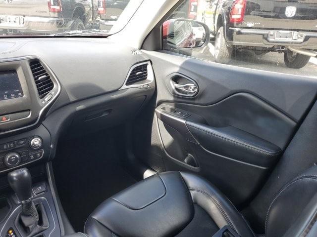 used 2019 Jeep Cherokee car, priced at $12,995