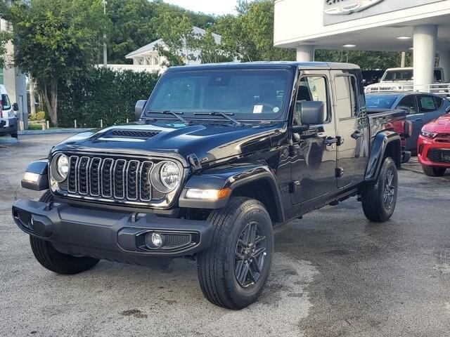 new 2025 Jeep Gladiator car, priced at $47,680