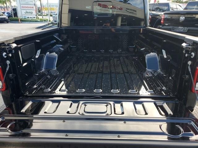 new 2025 Jeep Gladiator car, priced at $47,680