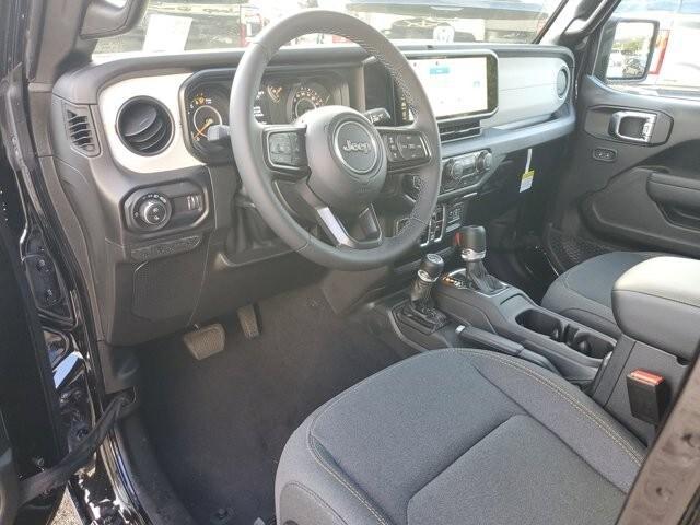 new 2025 Jeep Gladiator car, priced at $47,680