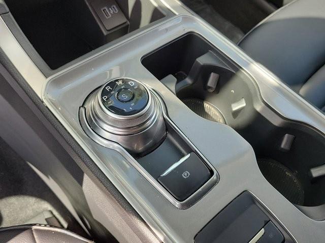 used 2024 Ford Edge car, priced at $23,595