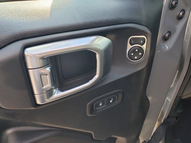 used 2022 Jeep Gladiator car, priced at $27,995