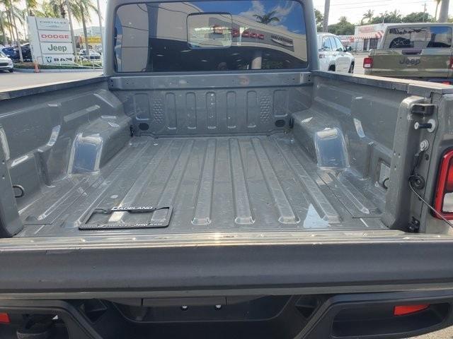 used 2022 Jeep Gladiator car, priced at $27,995