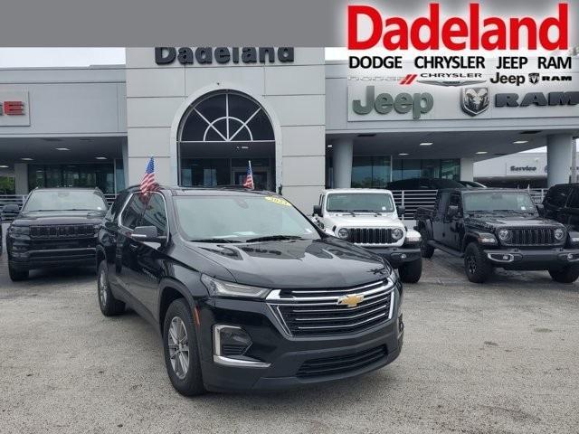 used 2023 Chevrolet Traverse car, priced at $27,550