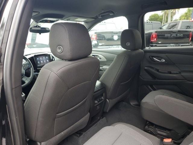 used 2023 Chevrolet Traverse car, priced at $27,550