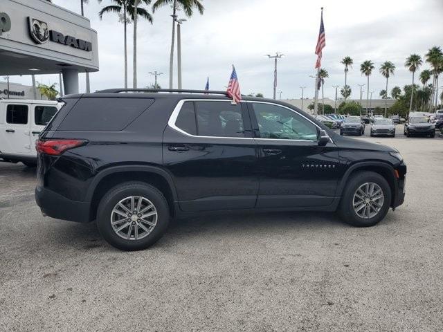 used 2023 Chevrolet Traverse car, priced at $27,550