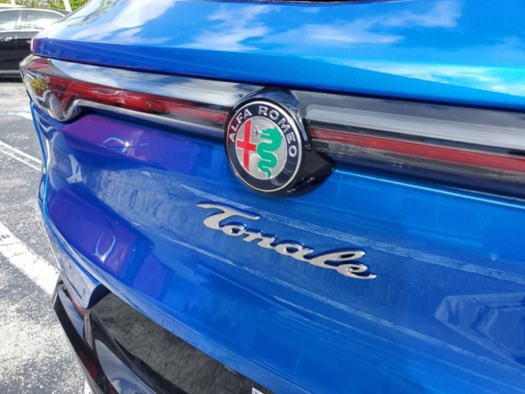 new 2025 Alfa Romeo Tonale car, priced at $40,625