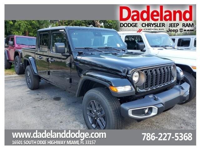 new 2024 Jeep Gladiator car, priced at $43,794