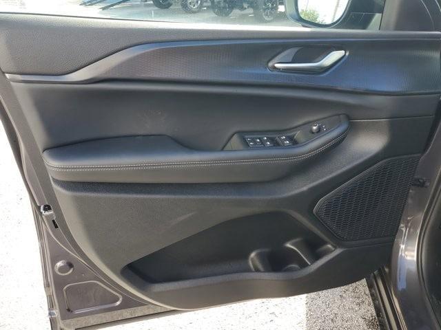 new 2025 Jeep Grand Cherokee L car, priced at $44,243