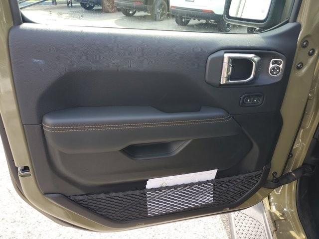 new 2025 Jeep Gladiator car, priced at $49,240