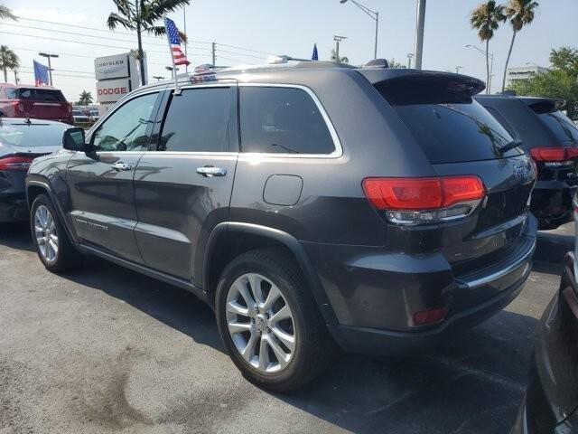 used 2017 Jeep Grand Cherokee car, priced at $20,595