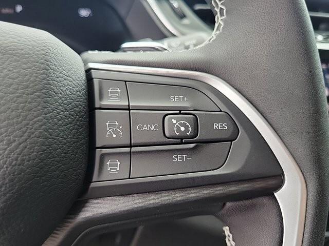 new 2024 Jeep Grand Cherokee car, priced at $37,950