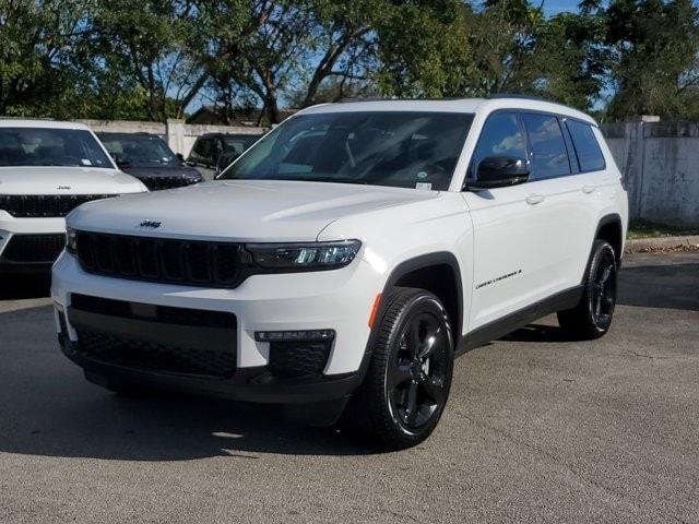 new 2024 Jeep Grand Cherokee L car, priced at $52,981