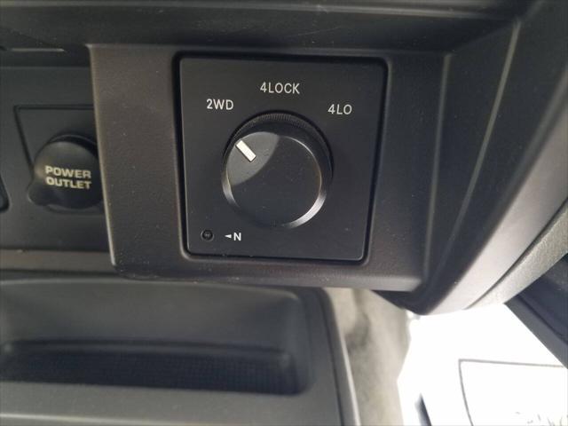 used 2005 Dodge Dakota car, priced at $13,650