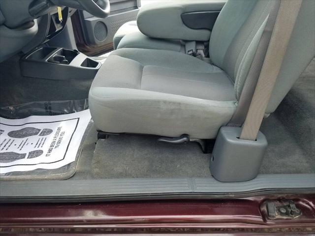 used 2005 Dodge Dakota car, priced at $13,650