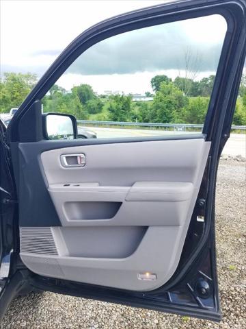used 2012 Honda Pilot car, priced at $7,995