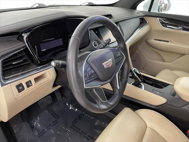 used 2017 Cadillac XT5 car, priced at $25,995