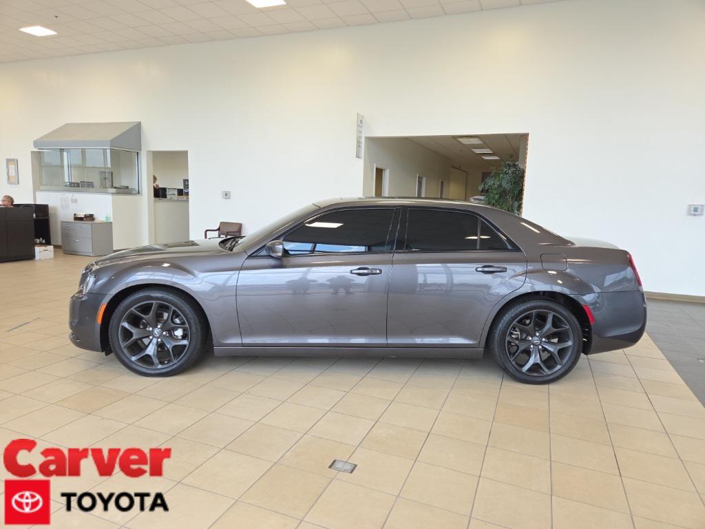 used 2022 Chrysler 300 car, priced at $25,903