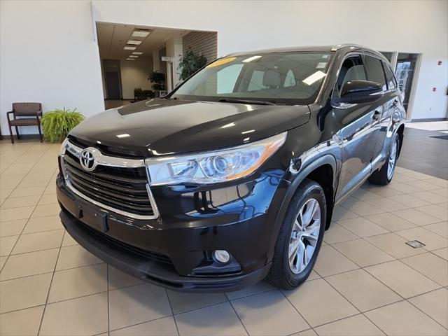 used 2015 Toyota Highlander car, priced at $13,590