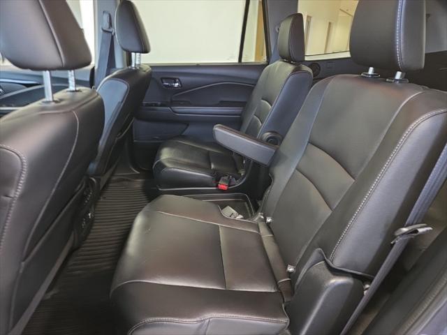 used 2022 Honda Pilot car, priced at $32,433