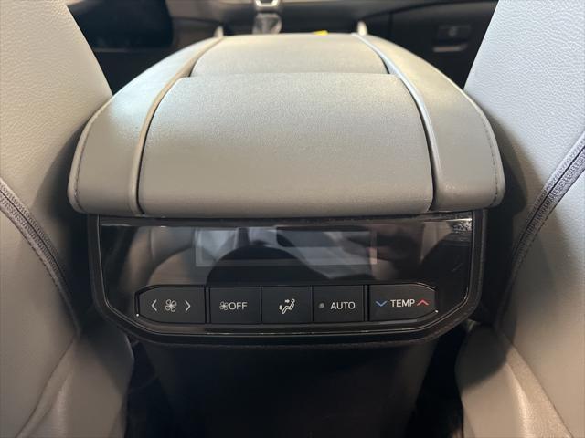used 2023 Toyota Highlander Hybrid car, priced at $36,930