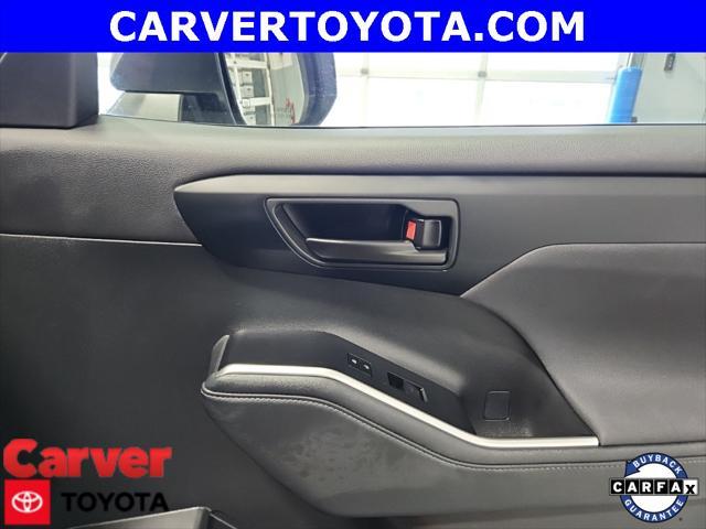 used 2024 Toyota Highlander car, priced at $38,190