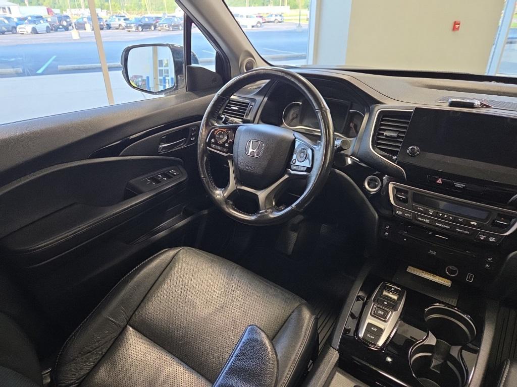 used 2021 Honda Pilot car, priced at $26,998