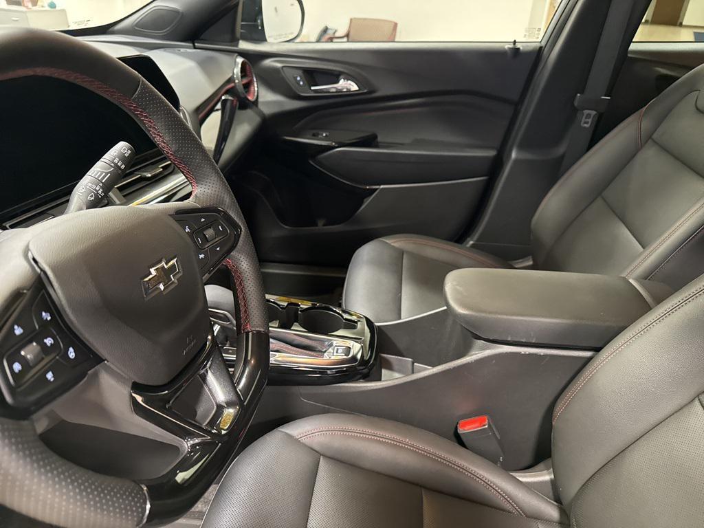 used 2025 Chevrolet Trax car, priced at $24,550