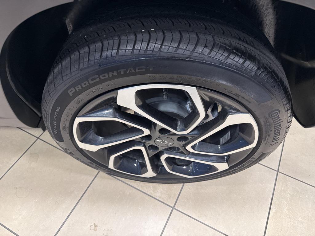 used 2025 Chevrolet Trax car, priced at $24,550