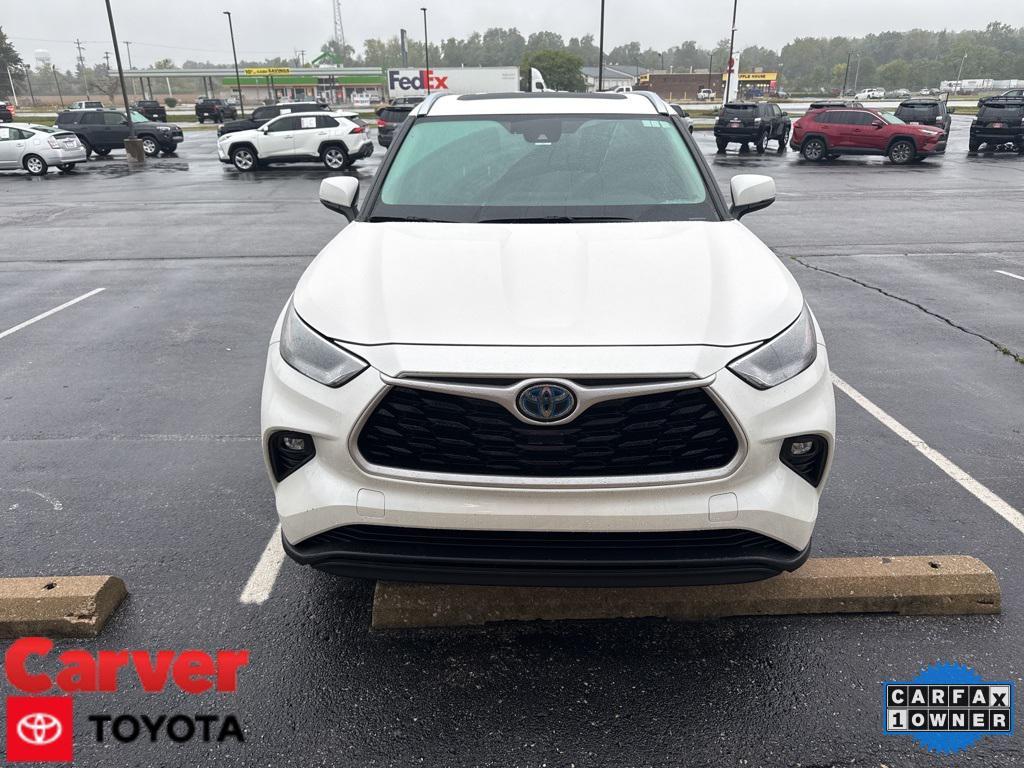 used 2021 Toyota Highlander Hybrid car, priced at $31,997