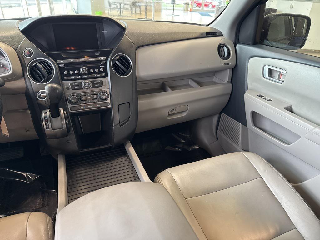 used 2015 Honda Pilot car, priced at $10,250