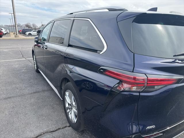 used 2022 Toyota Sienna car, priced at $42,990