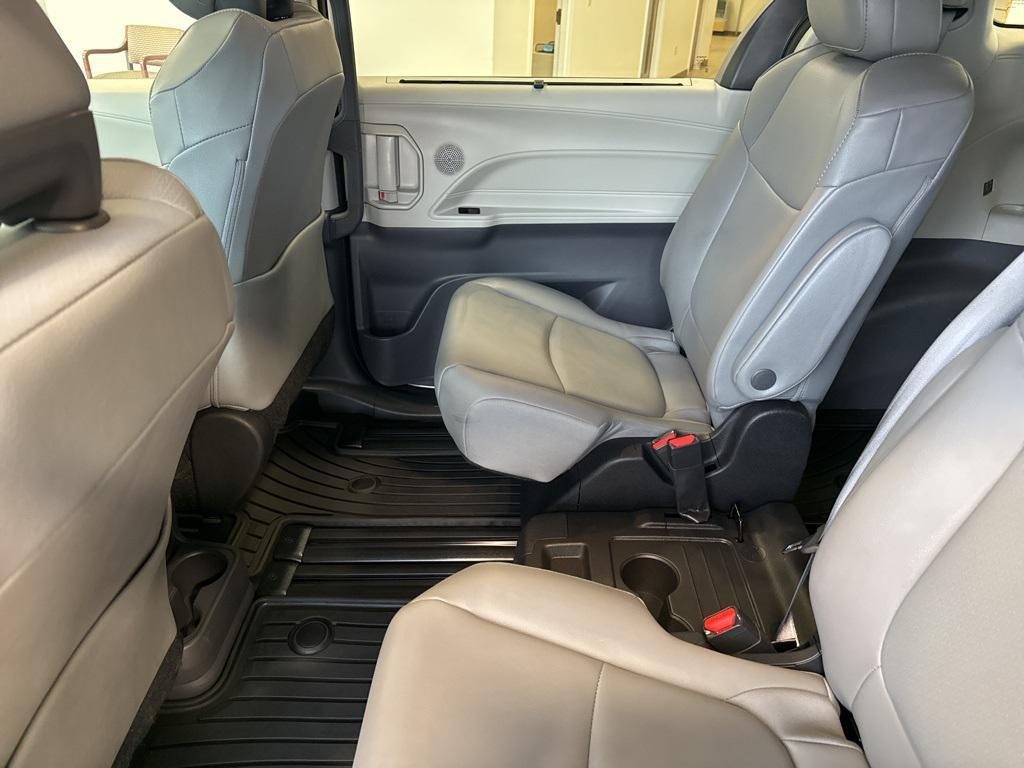 used 2022 Toyota Sienna car, priced at $41,998