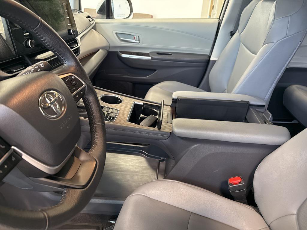 used 2022 Toyota Sienna car, priced at $41,998