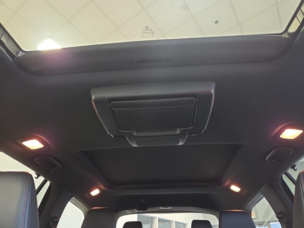 used 2022 Honda Pilot car, priced at $31,990