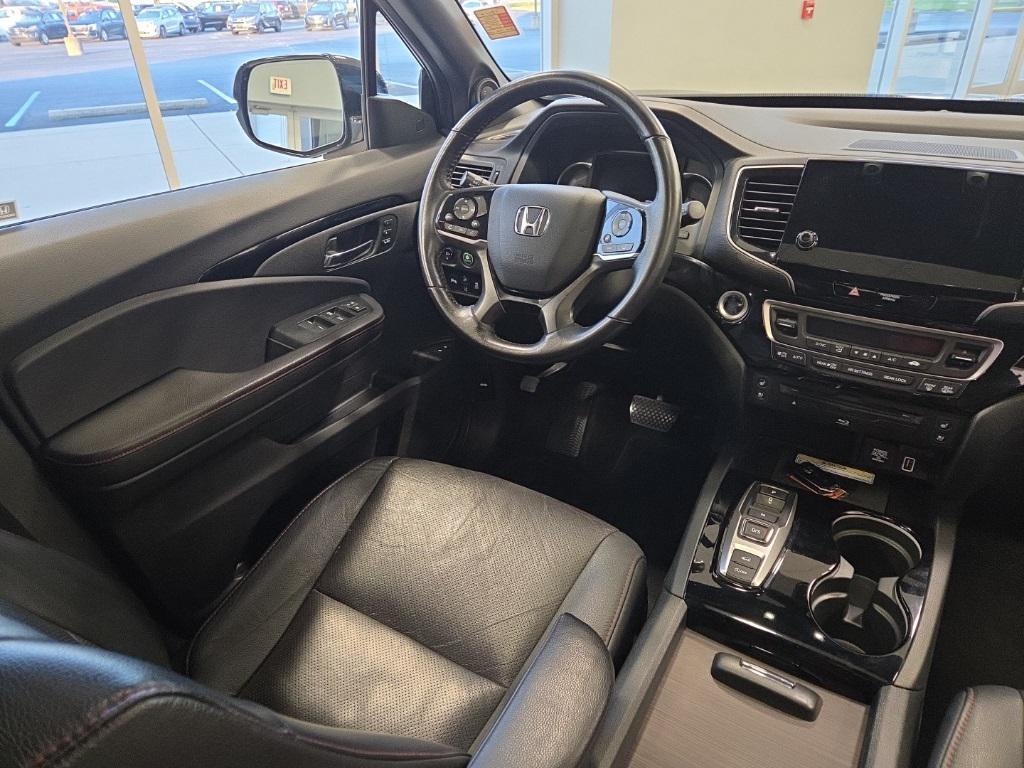 used 2022 Honda Pilot car, priced at $31,990