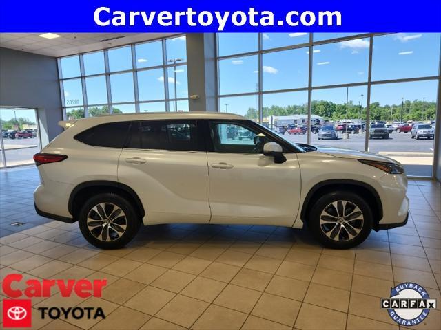 used 2022 Toyota Highlander car, priced at $33,295