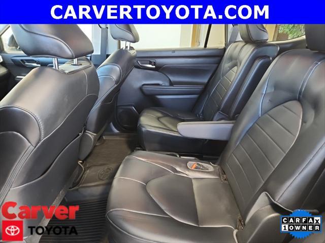 used 2021 Toyota Highlander car, priced at $35,299