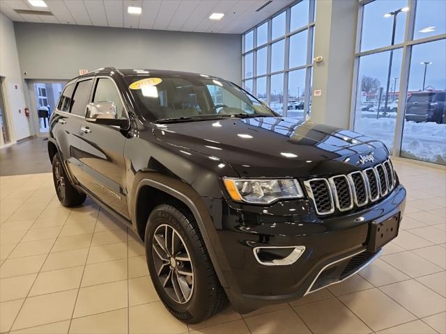 used 2017 Jeep Grand Cherokee car, priced at $13,821