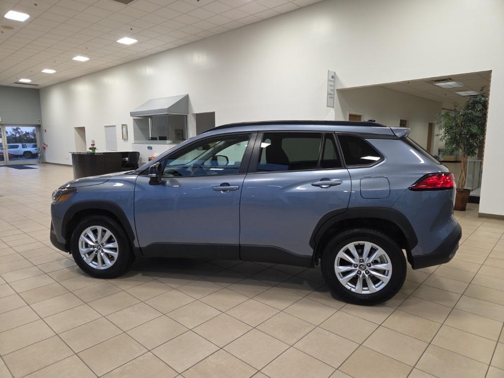 used 2025 Toyota Corolla Cross car, priced at $24,995