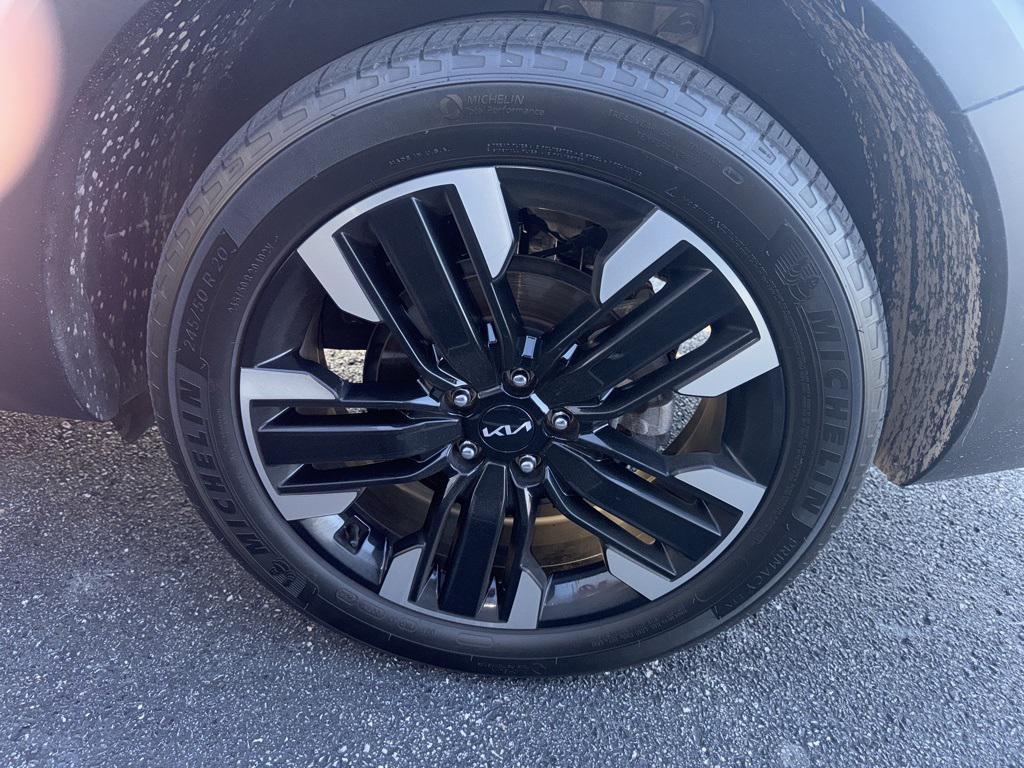 used 2023 Kia Telluride car, priced at $41,625