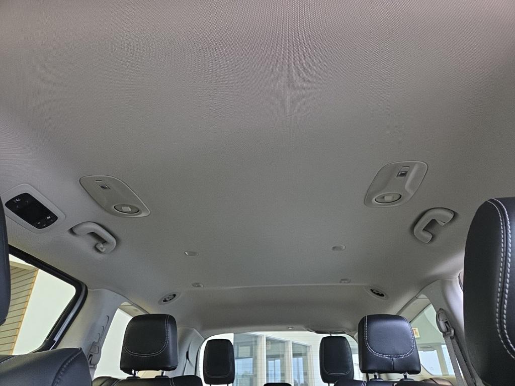 used 2024 Chrysler Pacifica car, priced at $34,652