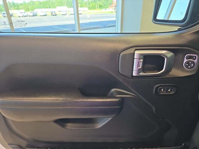 used 2021 Jeep Gladiator car, priced at $27,695