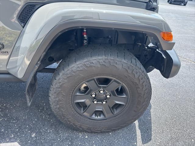 used 2021 Jeep Gladiator car, priced at $28,050