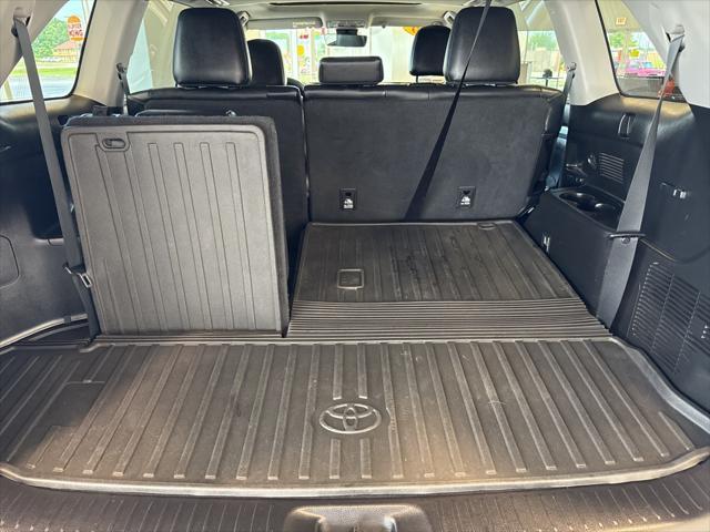 used 2019 Toyota Highlander car, priced at $28,034