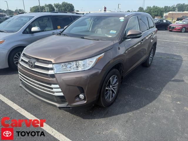 used 2019 Toyota Highlander car, priced at $29,654