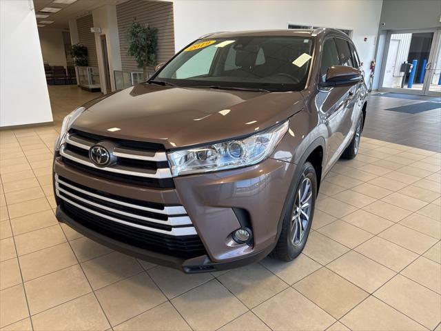 used 2019 Toyota Highlander car, priced at $28,034
