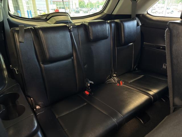 used 2019 Toyota Highlander car, priced at $28,034