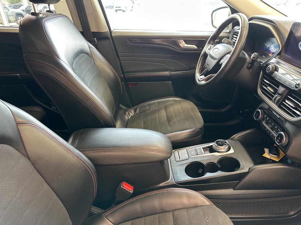 used 2022 Ford Escape car, priced at $22,860