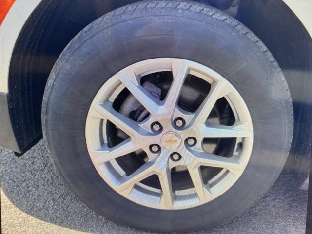used 2022 Chevrolet Equinox car, priced at $23,070